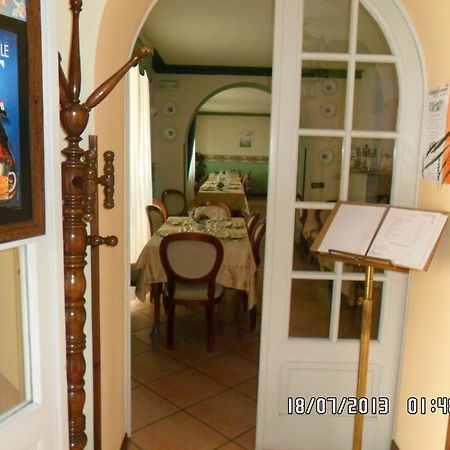 Il Campanile Hotel - La Cantina Del Pittore Miazzina ภายนอก รูปภาพ