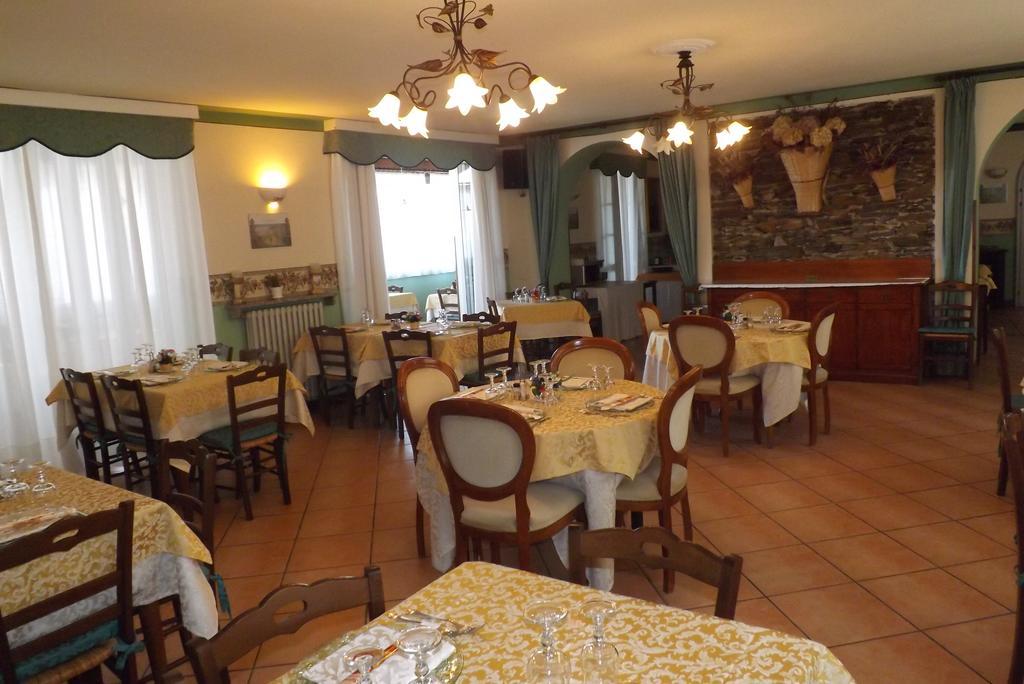 Il Campanile Hotel - La Cantina Del Pittore Miazzina ภายนอก รูปภาพ