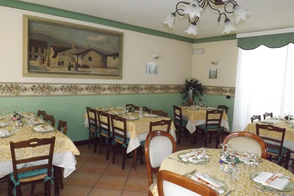 Il Campanile Hotel - La Cantina Del Pittore Miazzina ภายนอก รูปภาพ