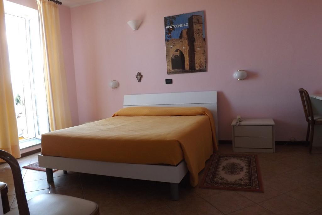 Il Campanile Hotel - La Cantina Del Pittore Miazzina ภายนอก รูปภาพ