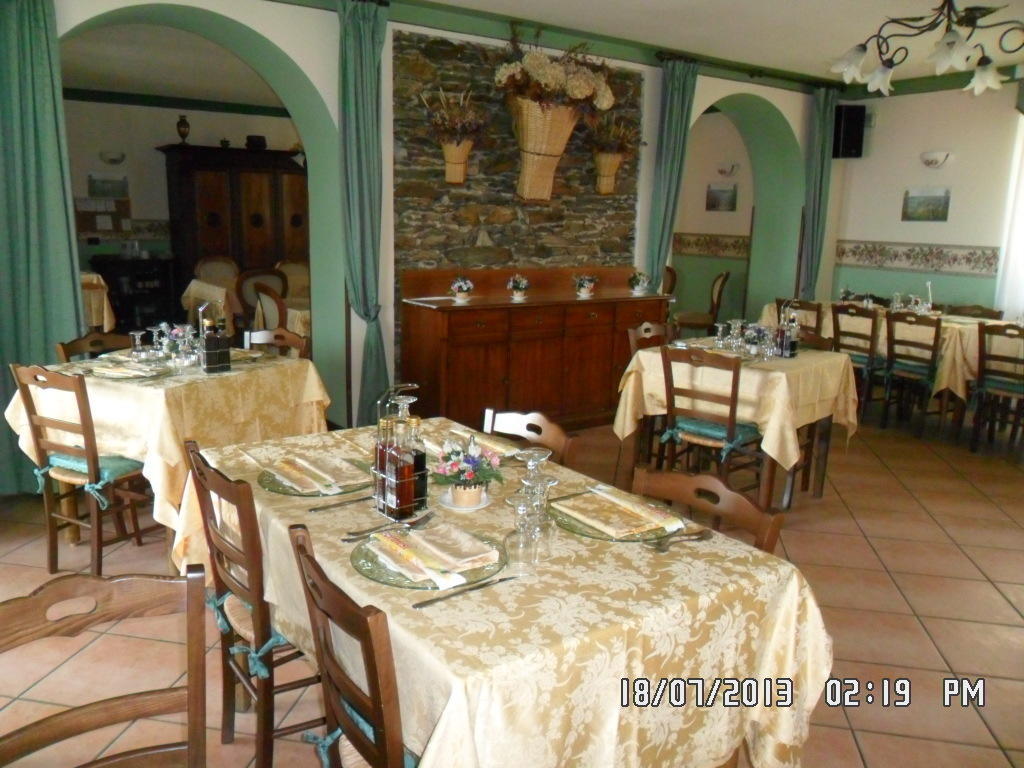 Il Campanile Hotel - La Cantina Del Pittore Miazzina ภายนอก รูปภาพ